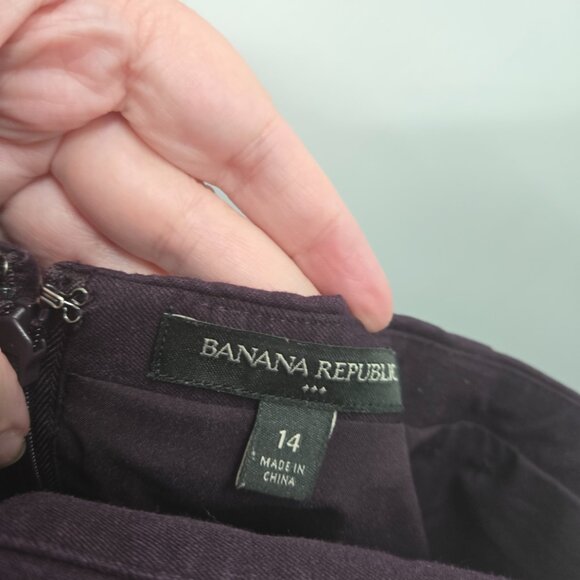 Banana Republic Dark Purple Skirt Mini Back Zipper Lined Slit Size 14 - Picture 7 of 9